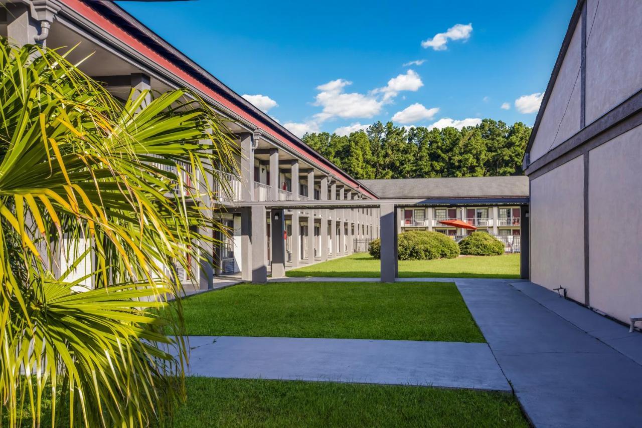 Red Roof Inn Savannah - Richmond Hill I-95 Kültér fotó